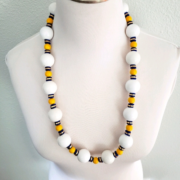 Vintage 80s Chunky Statement Necklace - Picture 2 of 4